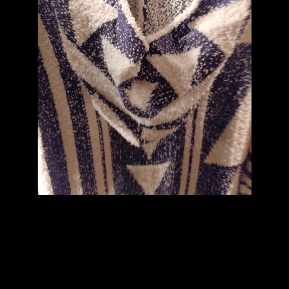 The Laguna hooded Cardi - Picture 7 of 7